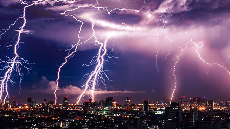 The coming storm: Building electricity resilience to extreme weather - Full study